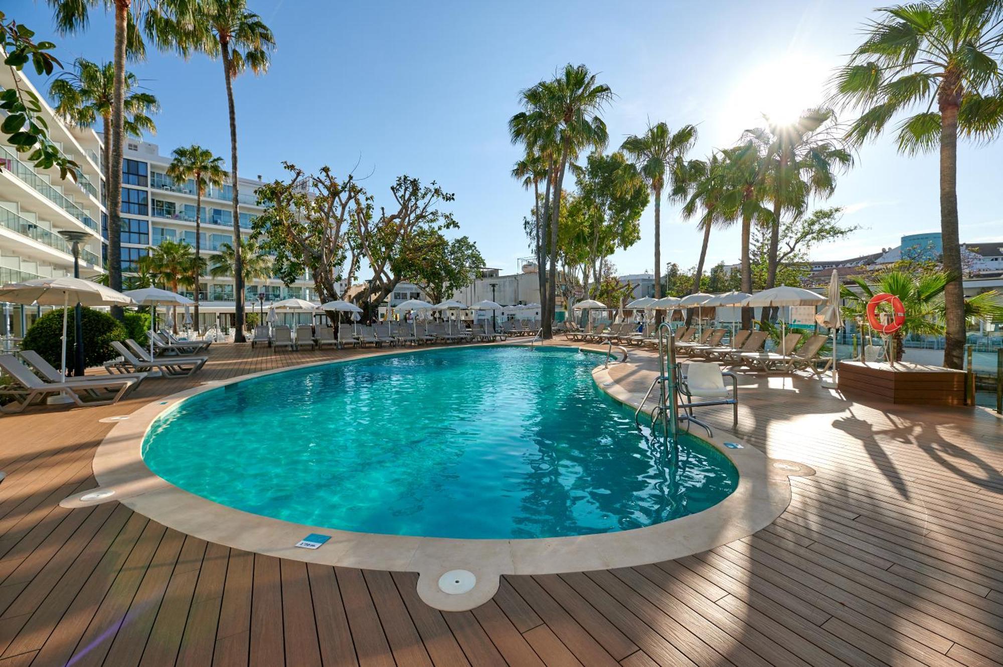 Hotel Alua Boccaccio à Port d'Alcúdia Extérieur photo